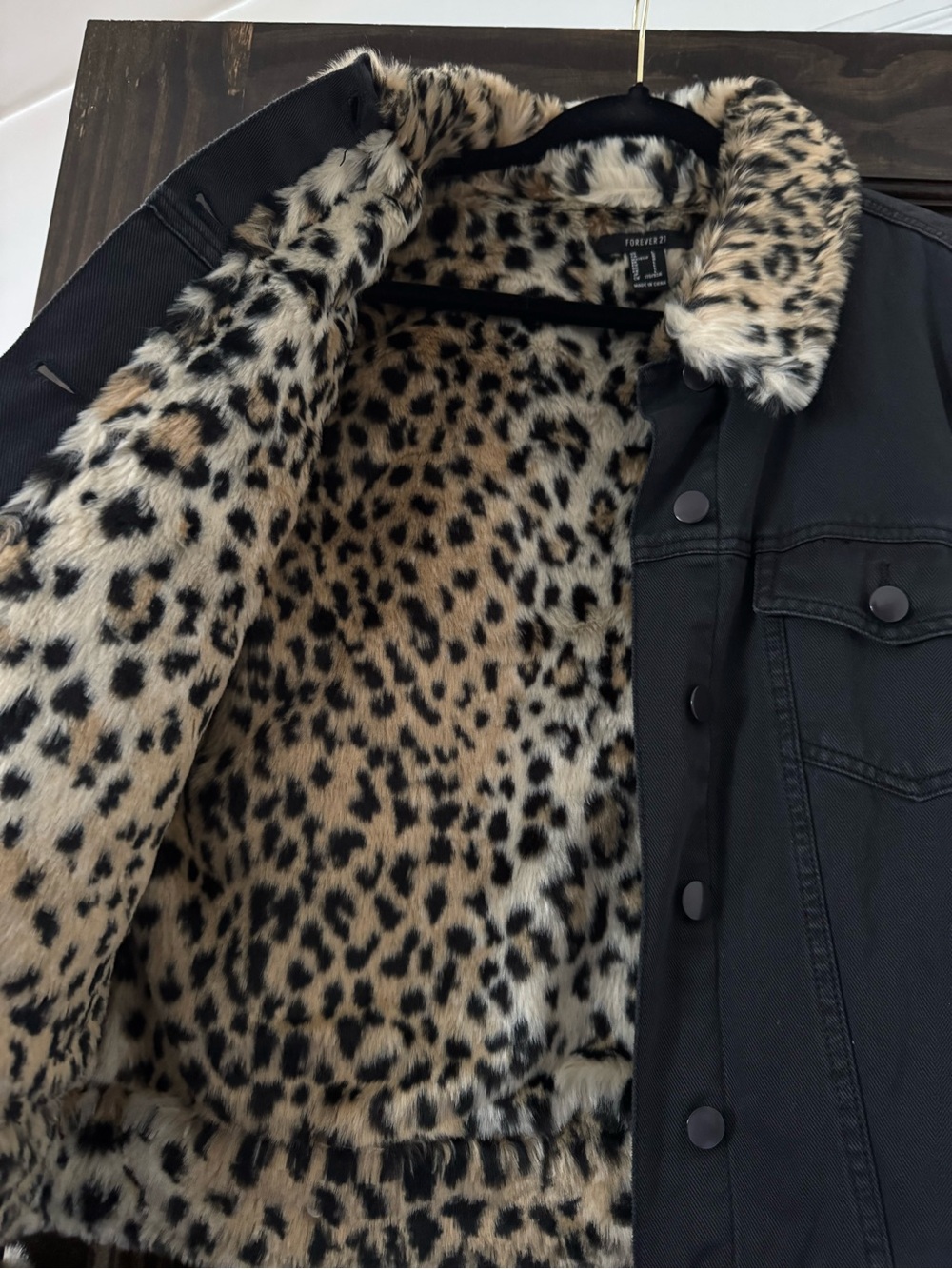 Black Denim Jacket with Leopard Faux-Fur Trim and Lining - Picture 2 of 4